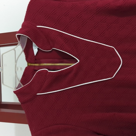 Crown & Ivy Dress - Picture 2 of 7